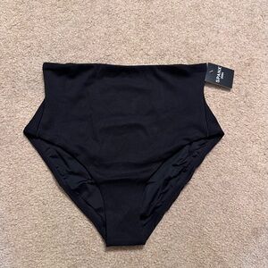 SPANX Very Black Ultra Hi-Rise Cheeky Bottoms